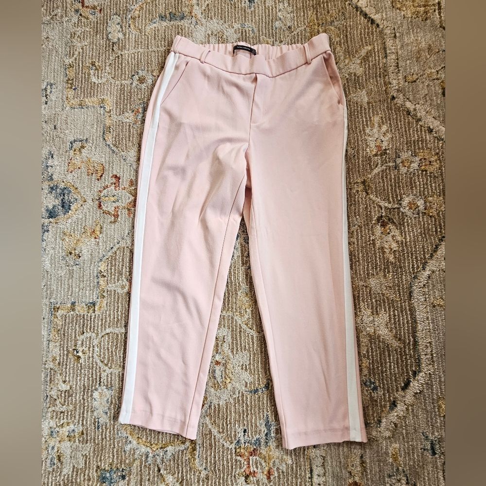 Zara Chic Pink Trousers with White Stripe sz m. Pull on with elastic waist 24"